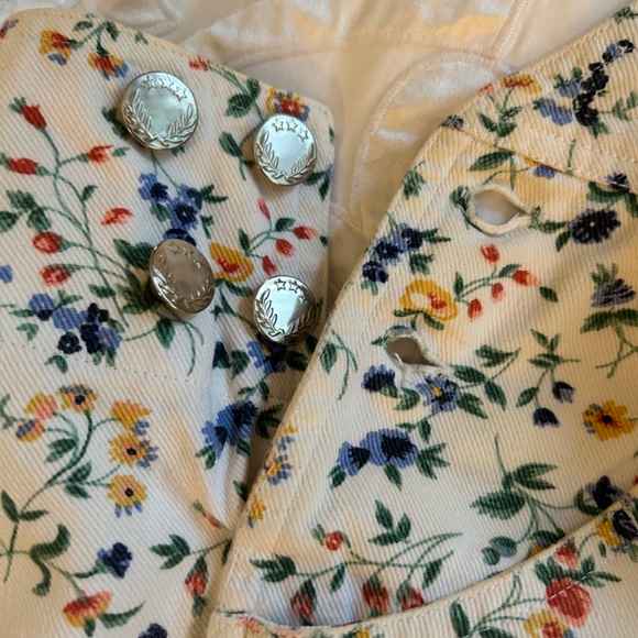 Zero to Nine Floral Maternity Overalls Shorts, Size Medium - Picture 11 of 12